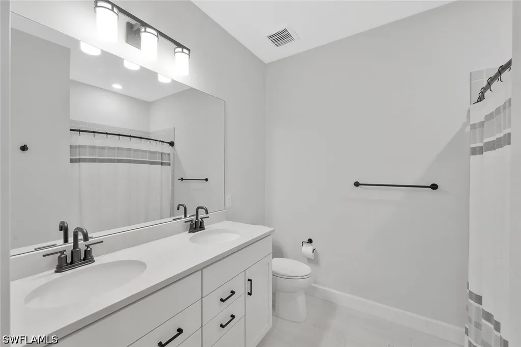 17673 Kinzie Lane Estero FL 33928