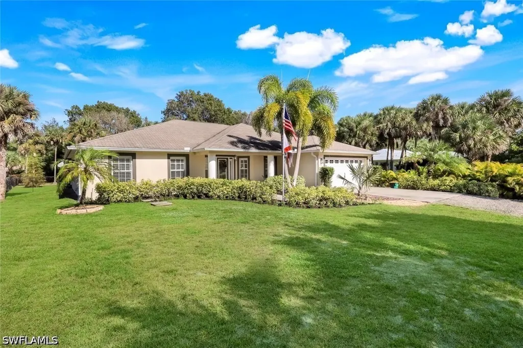 4845 20th Avenue SE Naples FL 34117