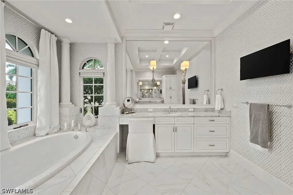 6002 Sunnyslope Drive Naples FL 34119