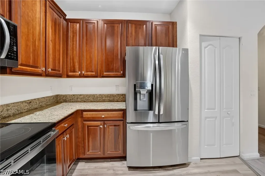 7082 Venice Way Naples FL 34119