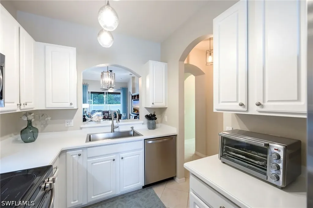 14130 Winchester Court Naples FL 34114