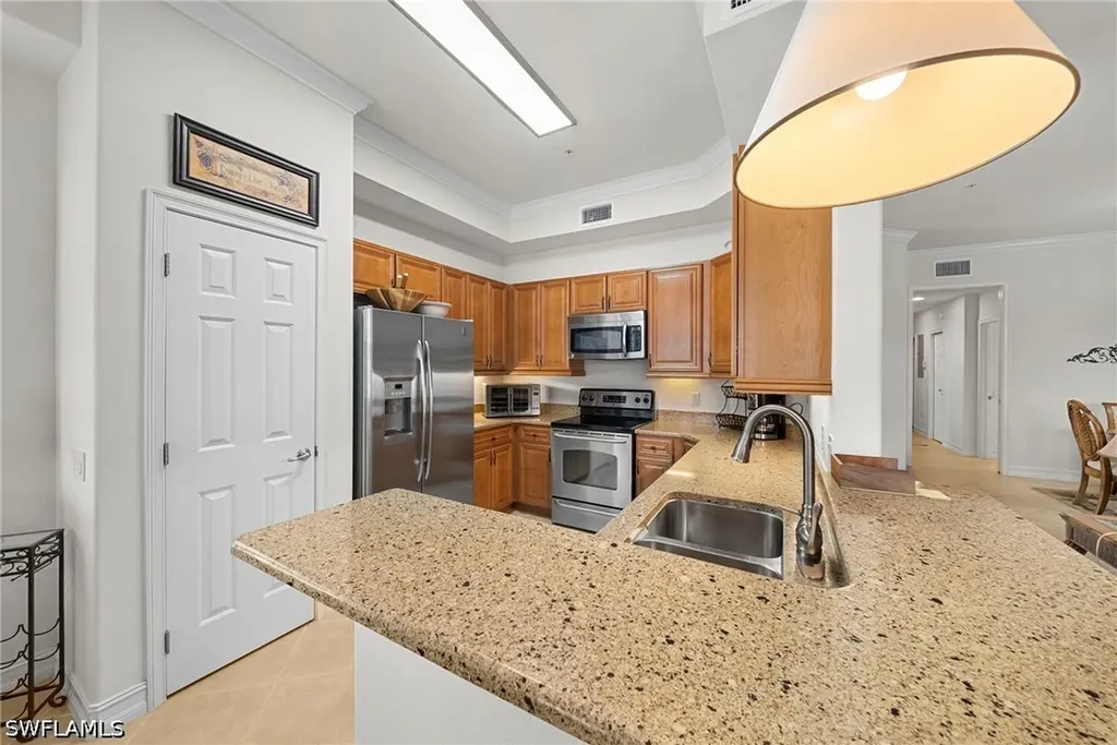 10478 Smokehouse Bay Drive Naples FL 34120
