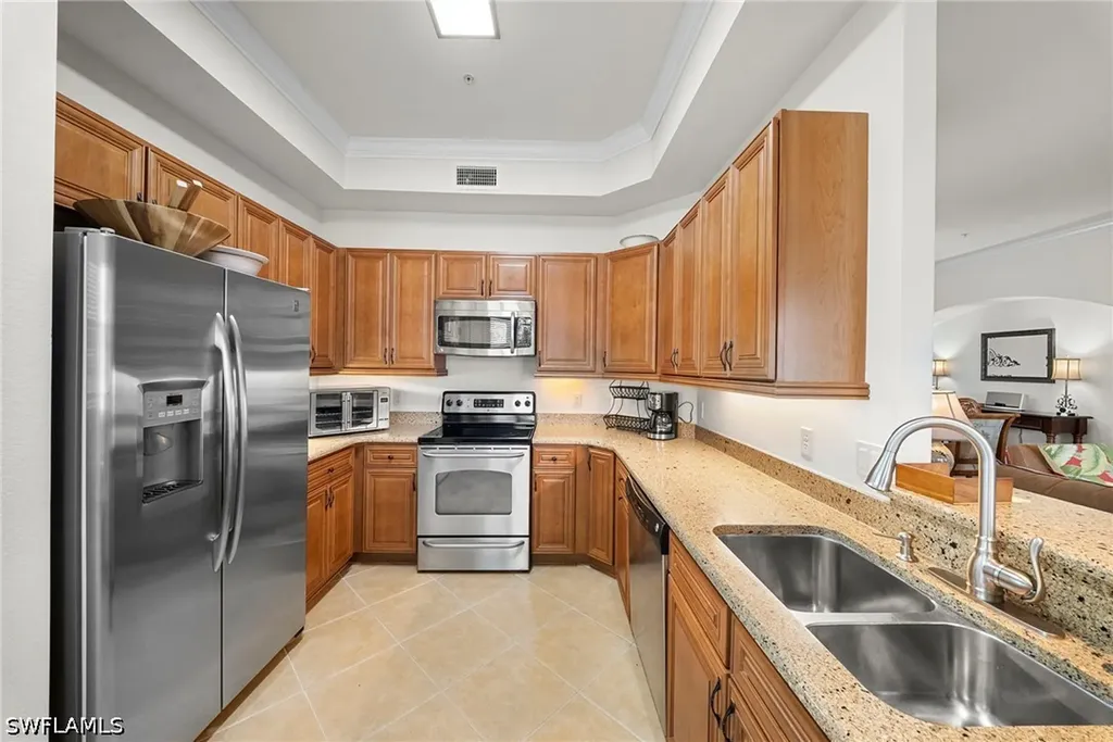 10478 Smokehouse Bay Drive Naples FL 34120