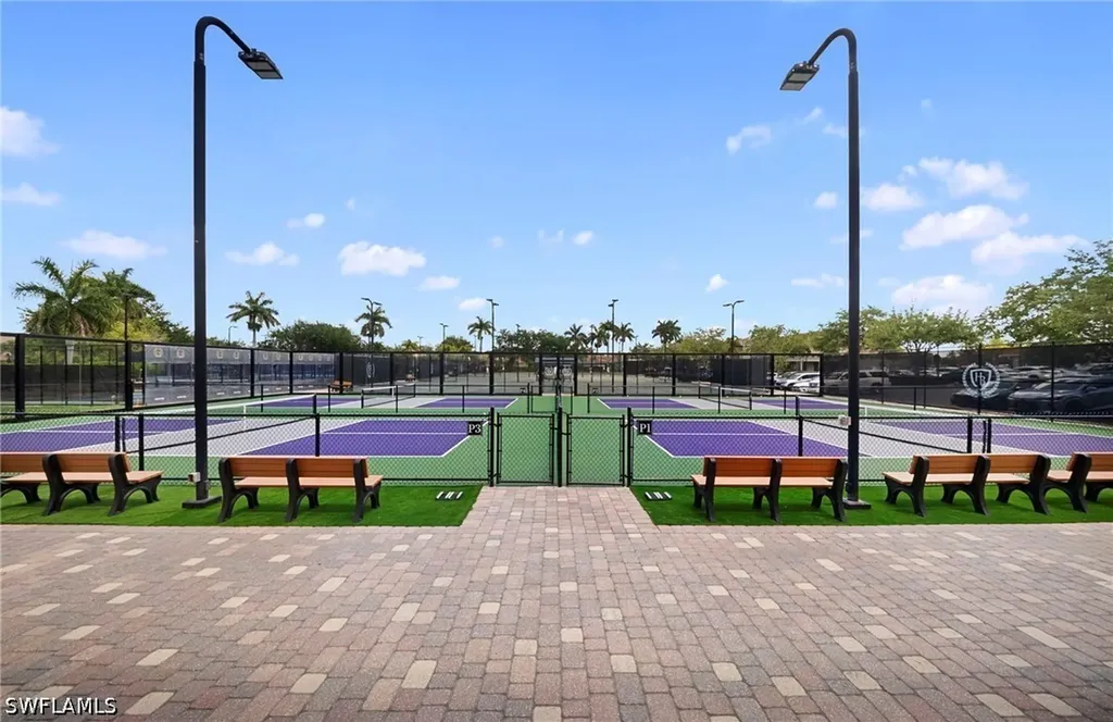 10478 Smokehouse Bay Drive Naples FL 34120