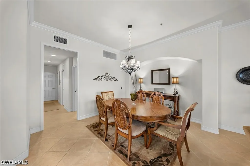 10478 Smokehouse Bay Drive Naples FL 34120