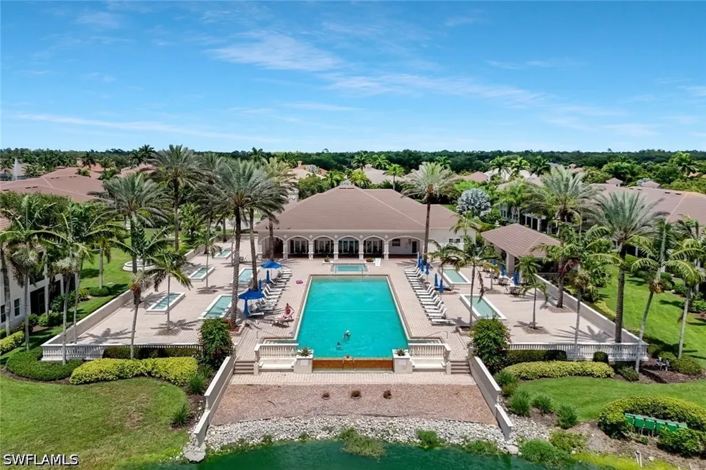 588 Avellino Isle Circle Naples FL 34119