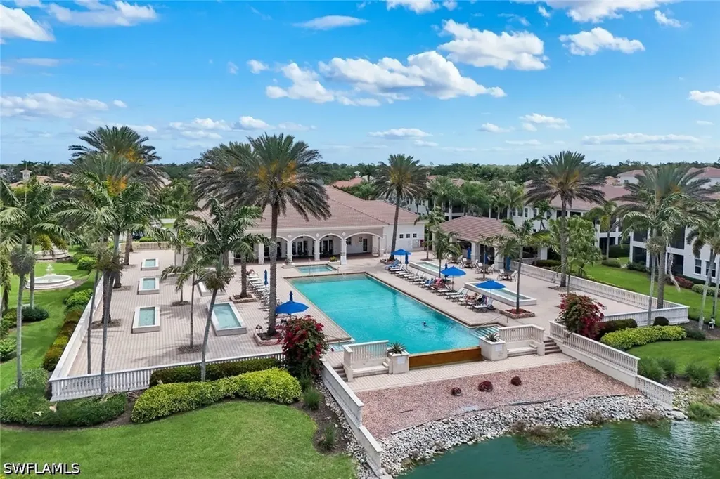 588 Avellino Isle Circle Naples FL 34119