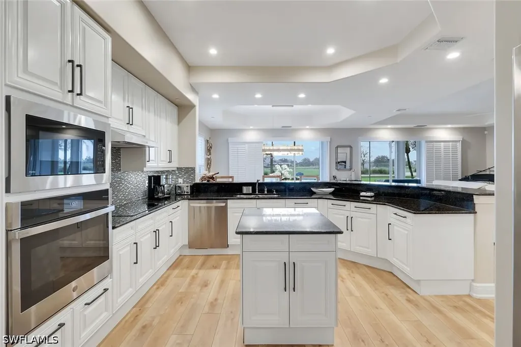 588 Avellino Isle Circle Naples FL 34119