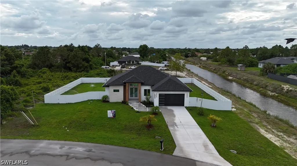 1502 Sara Avenue S Lehigh Acres FL 33976