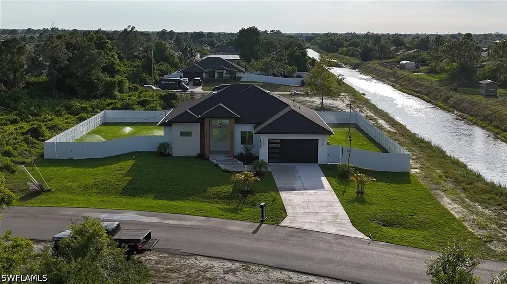 1502 Sara Avenue S Lehigh Acres FL 33976