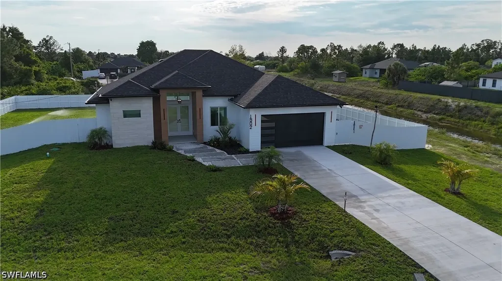 1502 Sara Avenue S Lehigh Acres FL 33976