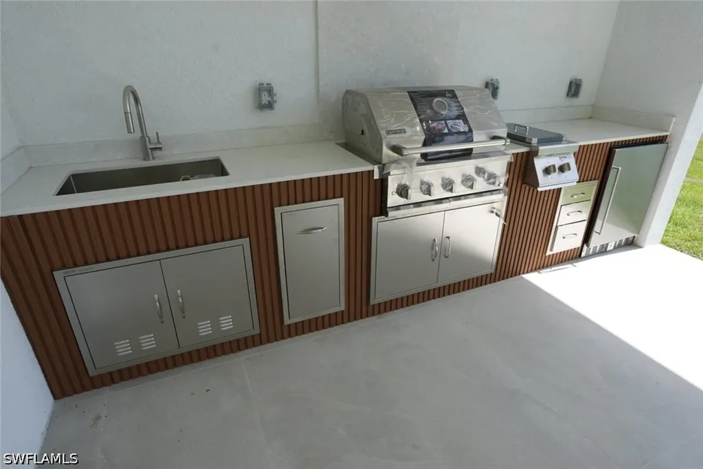 1502 Sara Avenue S Lehigh Acres FL 33976