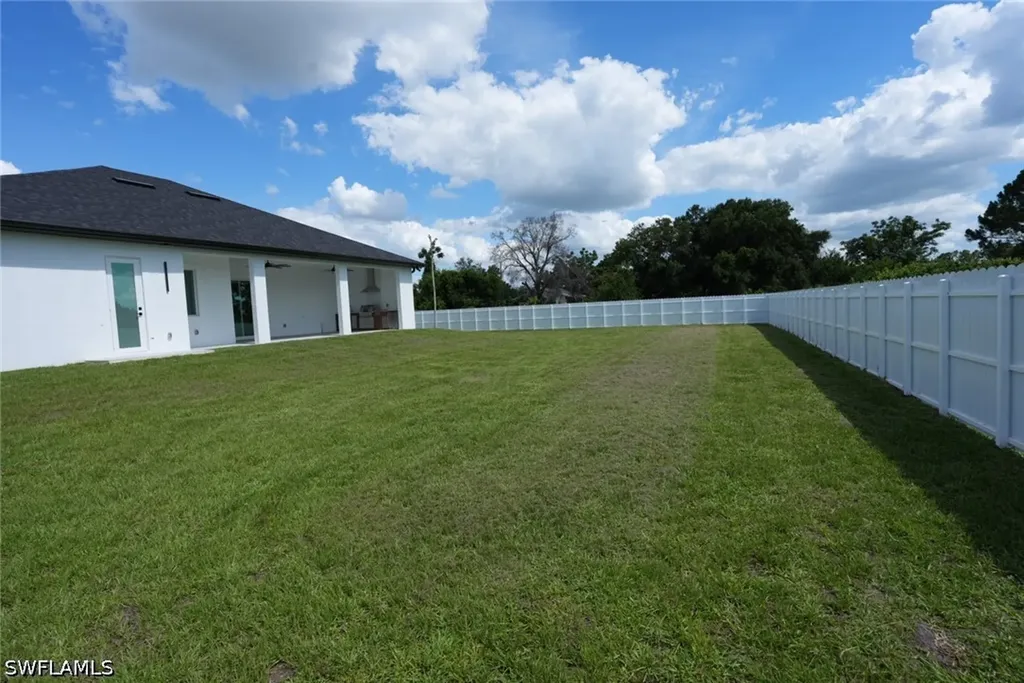 1502 Sara Avenue S Lehigh Acres FL 33976