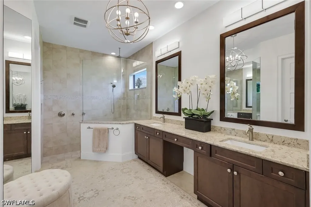 6460 Pembroke Way Naples FL 34113