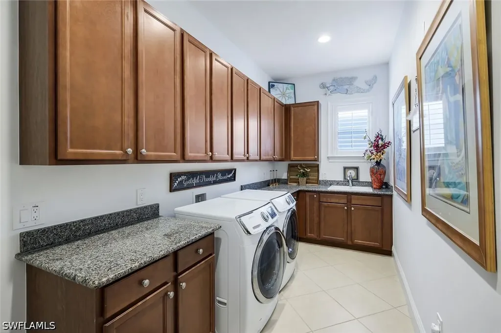 6460 Pembroke Way Naples FL 34113