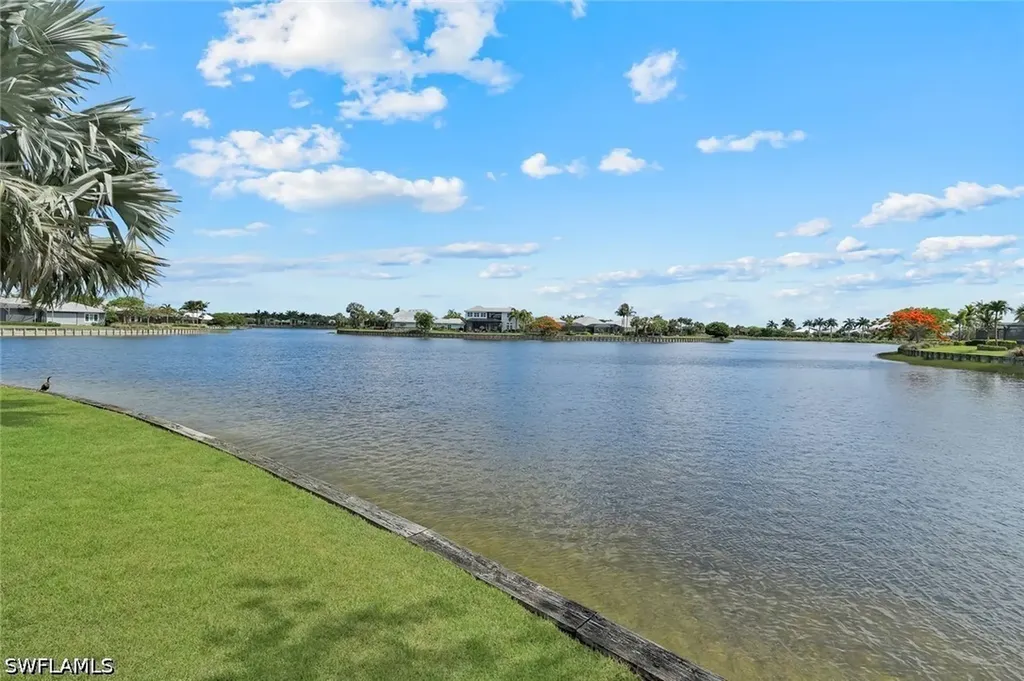 6460 Pembroke Way Naples FL 34113