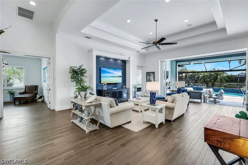 6460 Pembroke Way Naples FL 34113