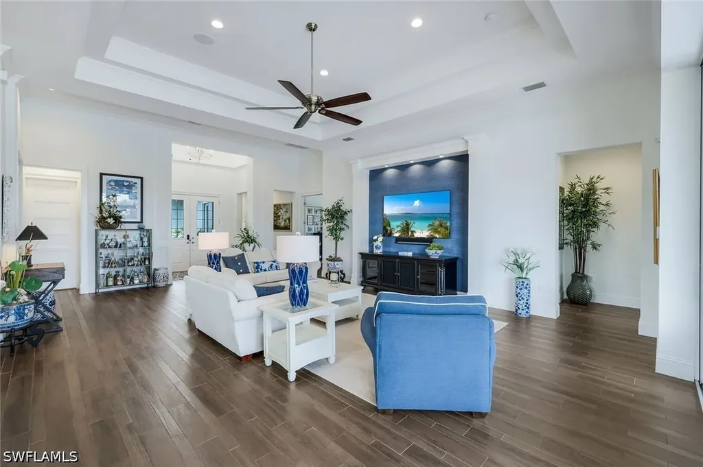 6460 Pembroke Way Naples FL 34113
