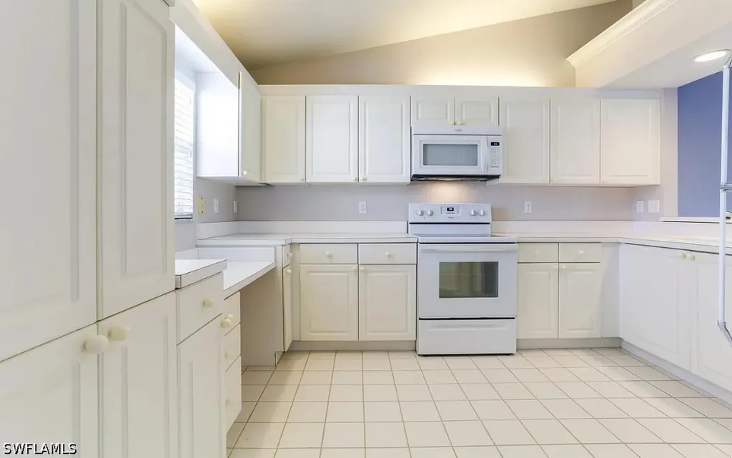 13093 Castle Harbour Drive Naples FL 34110
