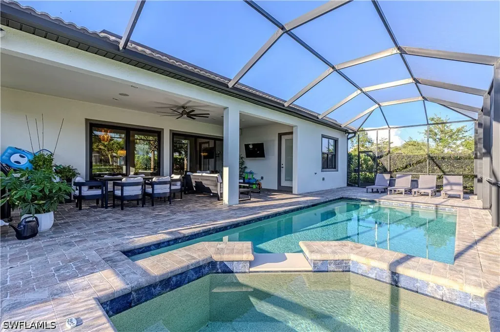 9588 Curlew Drive S Naples FL 34120