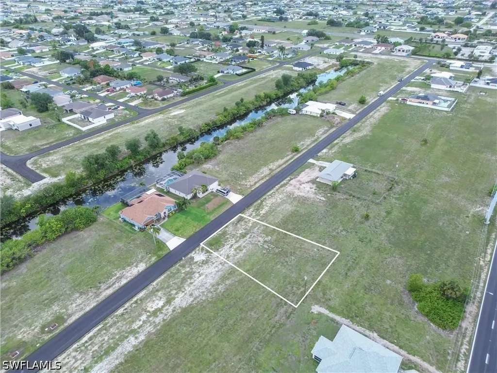 1011 NE 23rd Terrace Cape Coral FL 33909