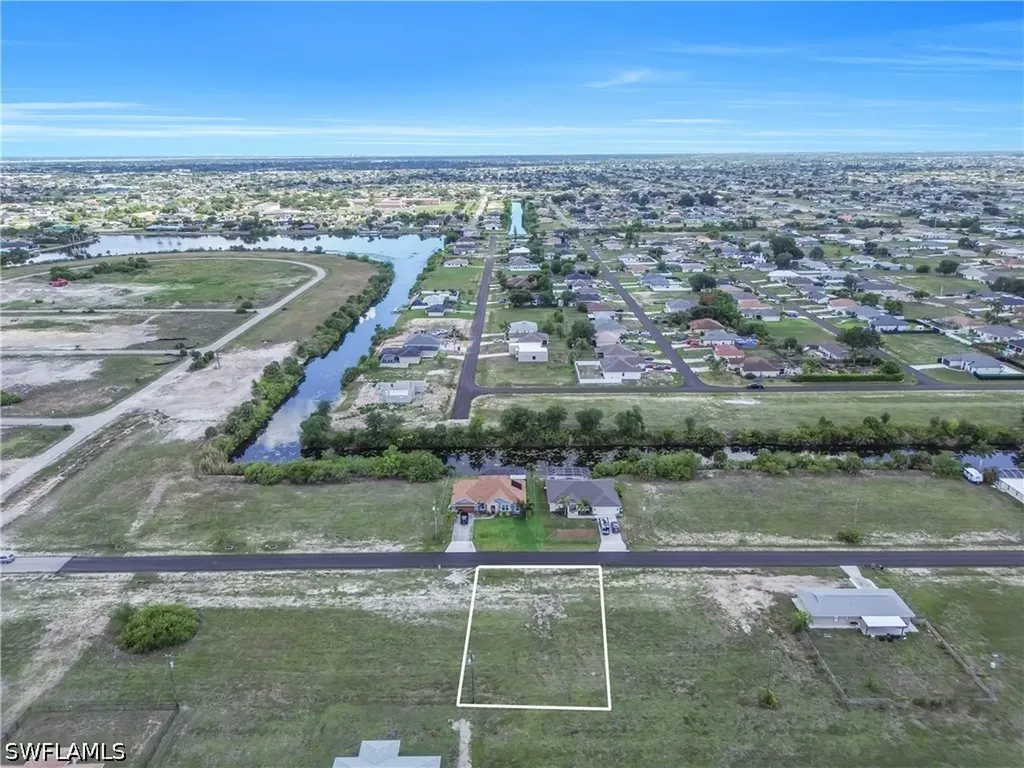 1011 NE 23rd Terrace Cape Coral FL 33909