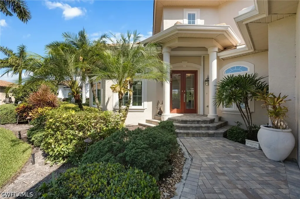95 Anchor Court Marco Island FL 34145