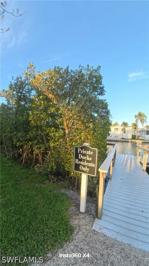 3051 Sandpiper Bay Circle Naples FL 34112