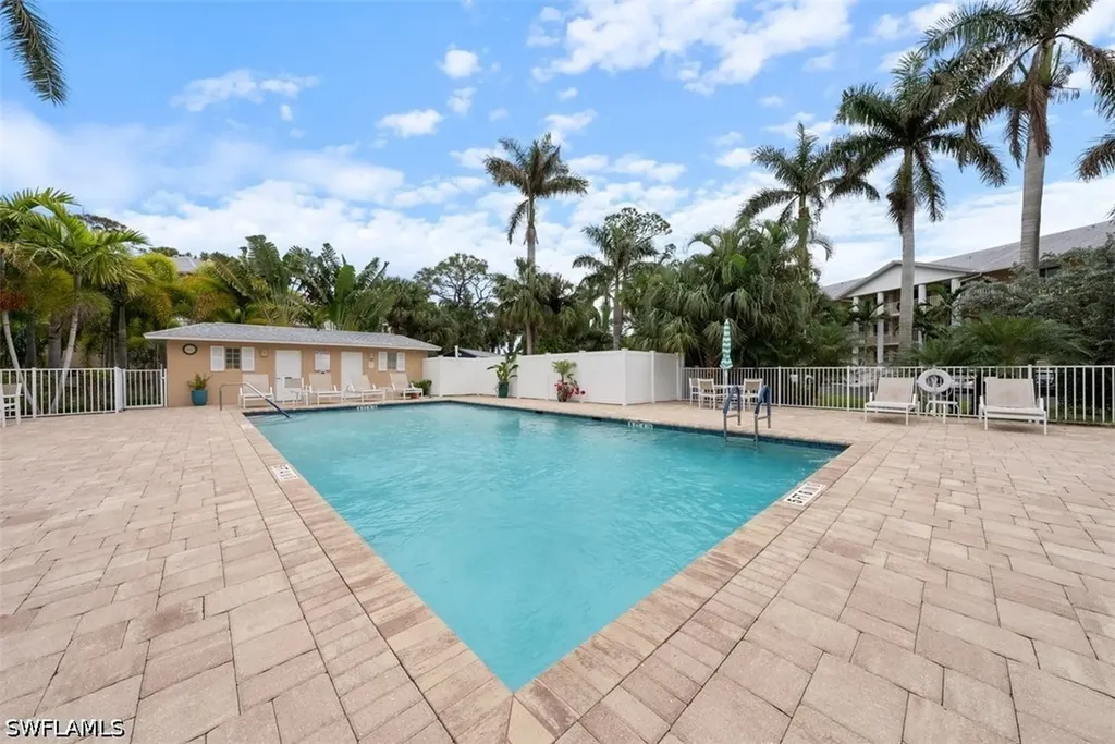 3051 Sandpiper Bay Circle Naples FL 34112