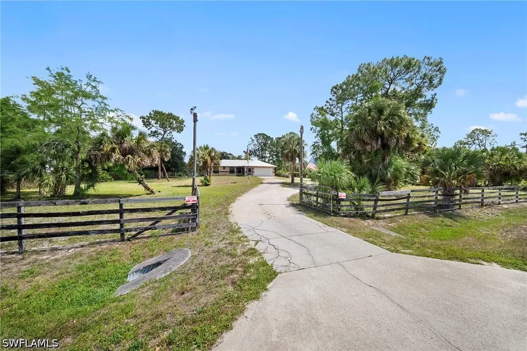 2795 12th Avenue SE Naples FL 34117