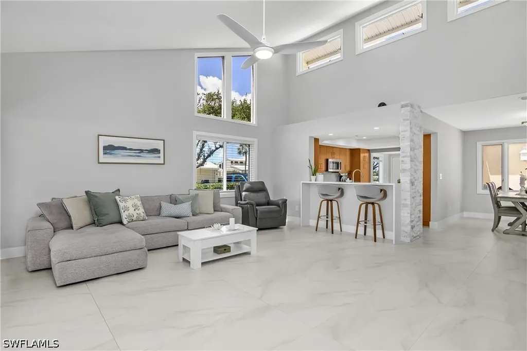 15573 Lockmaben Avenue Fort Myers FL 33912