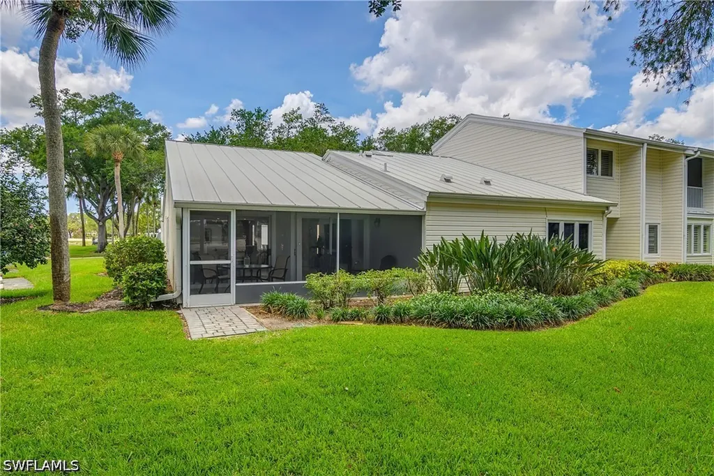 15573 Lockmaben Avenue Fort Myers FL 33912