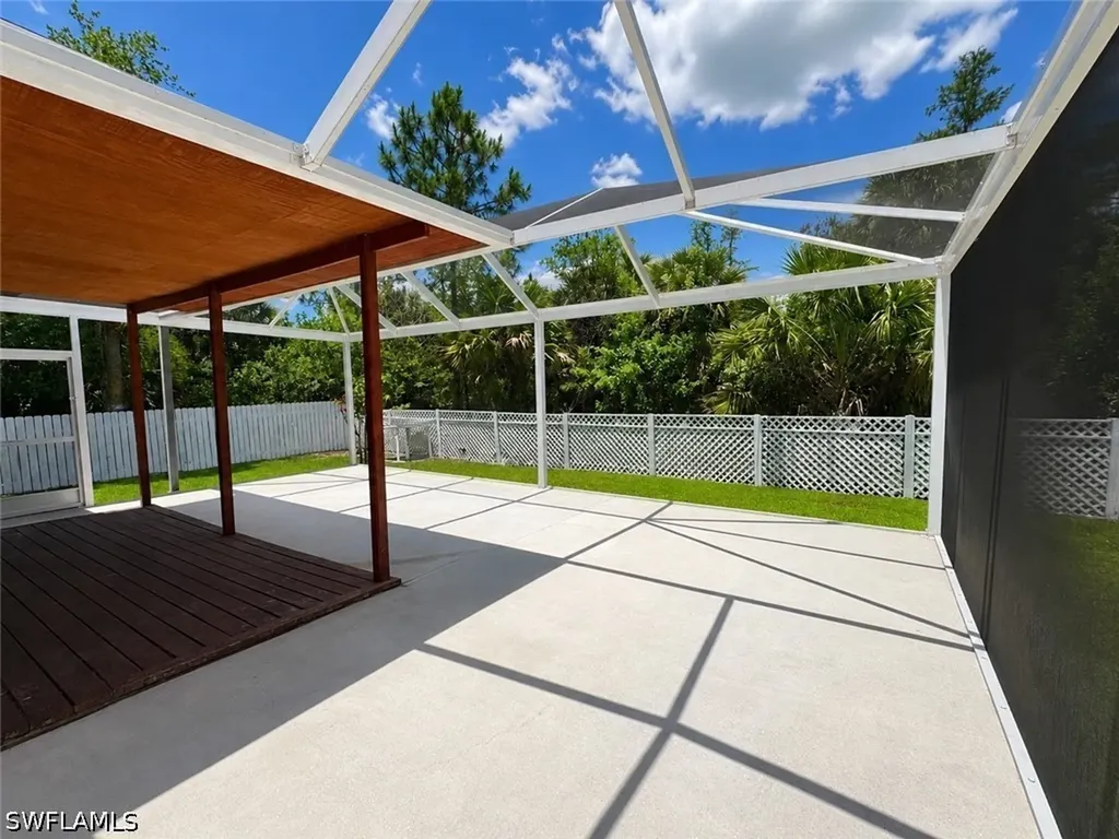 233 39th Avenue NE Naples FL 34120
