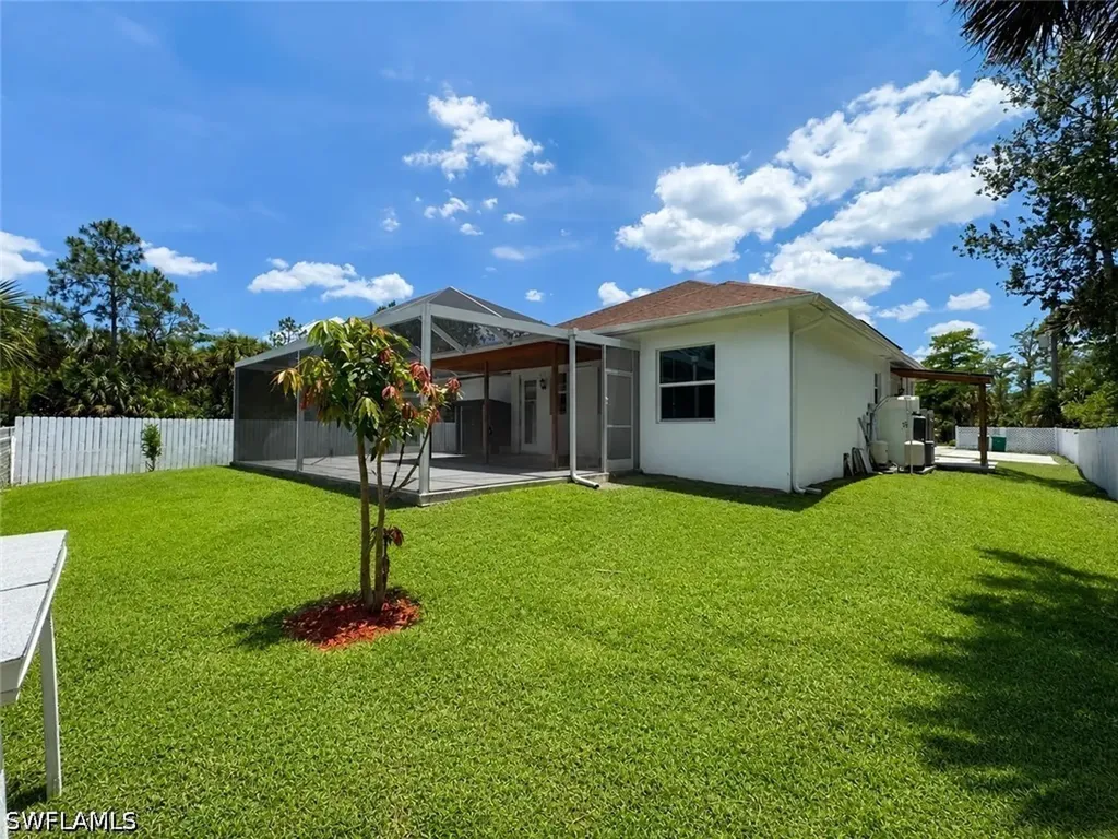 233 39th Avenue NE Naples FL 34120