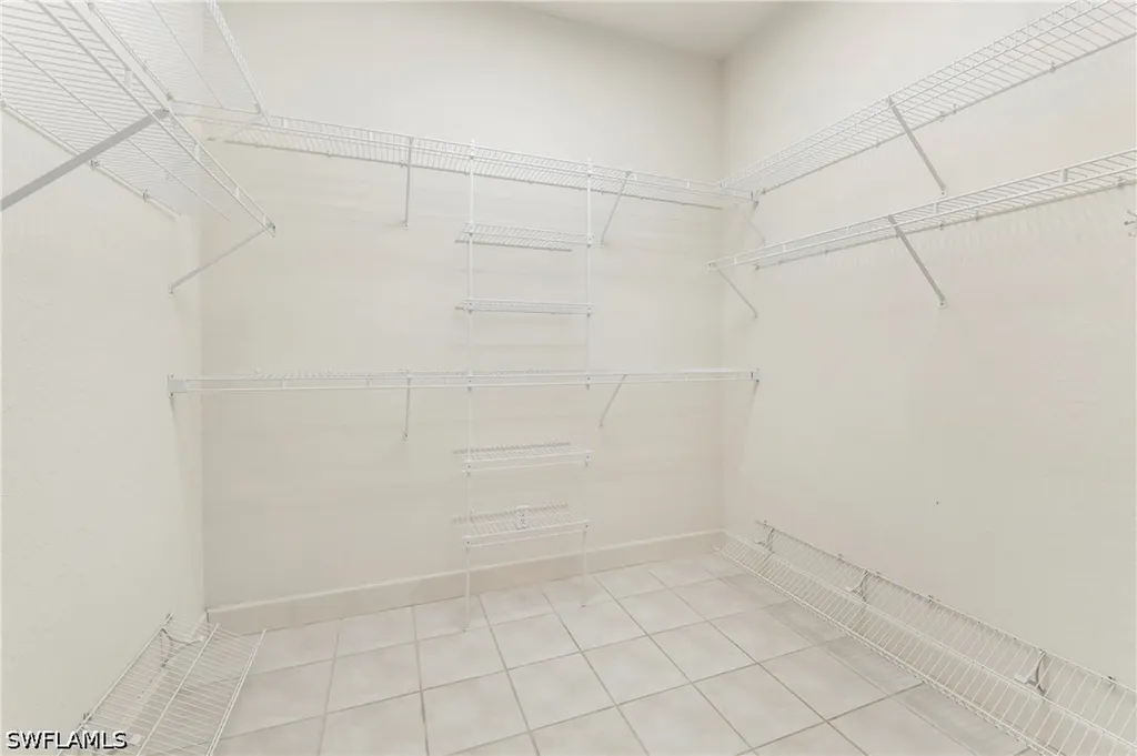 2296 Island Cove Circle Naples FL 34109