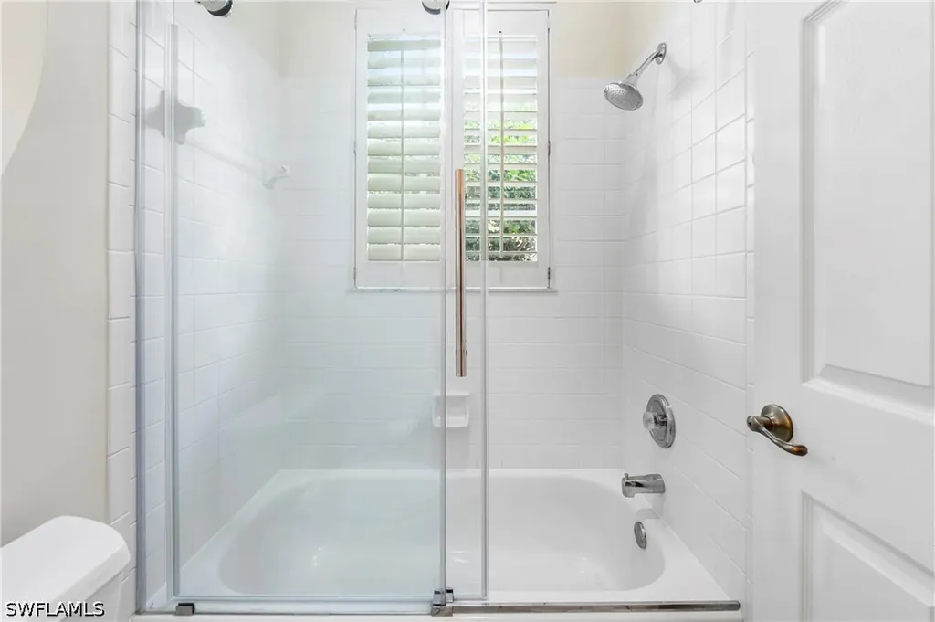 2296 Island Cove Circle Naples FL 34109