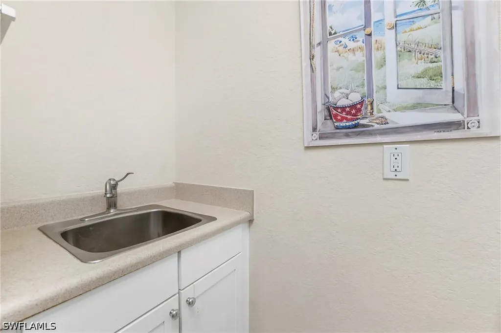 2296 Island Cove Circle Naples FL 34109
