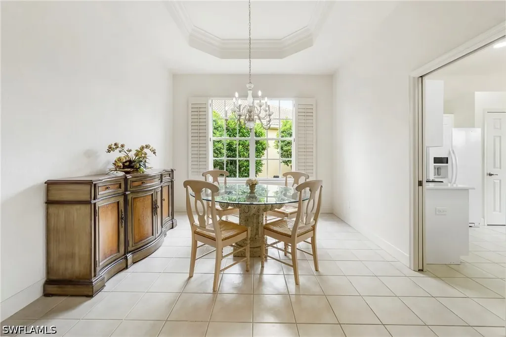 2296 Island Cove Circle Naples FL 34109
