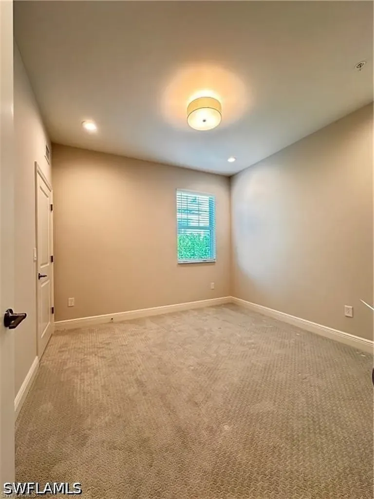 2646 Seychelles Circle Naples FL 34112