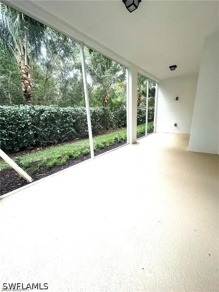 2646 Seychelles Circle Naples FL 34112