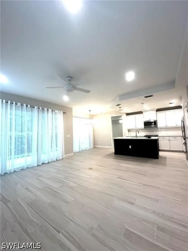2646 Seychelles Circle Naples FL 34112