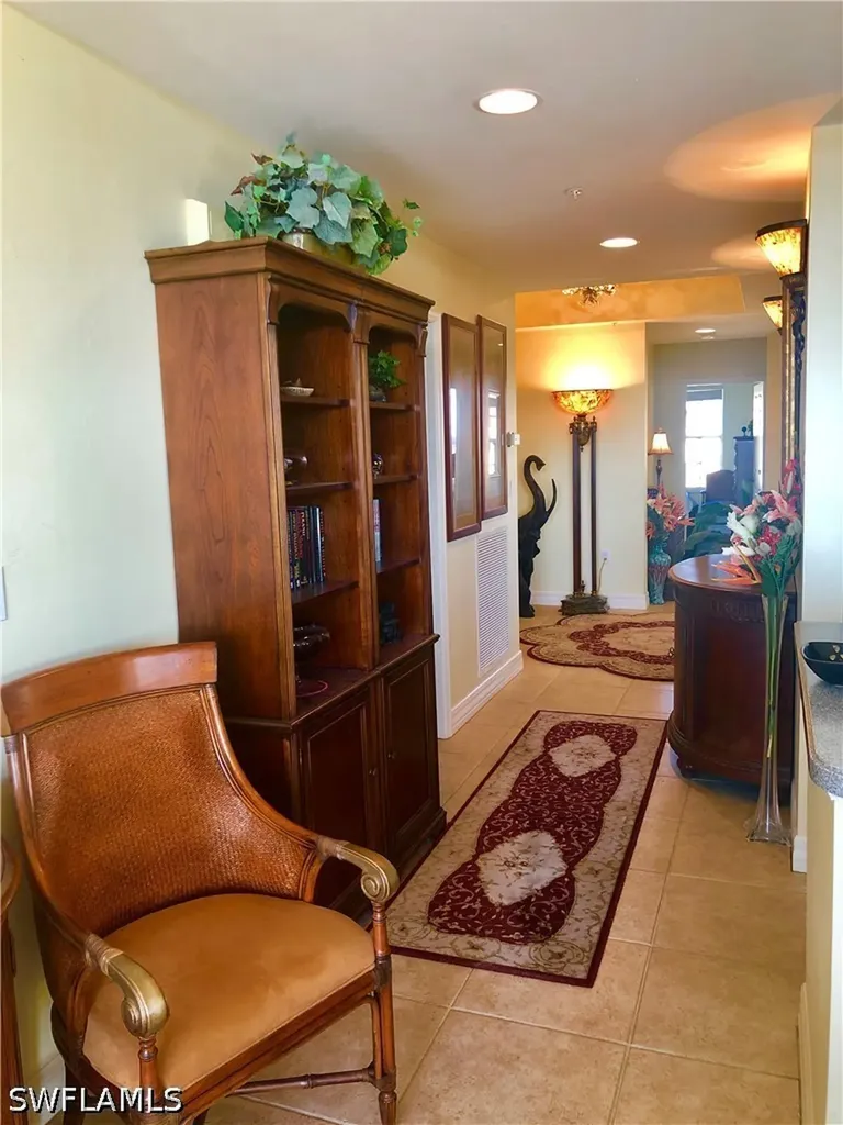 451 Bayfront Place Naples FL 34102