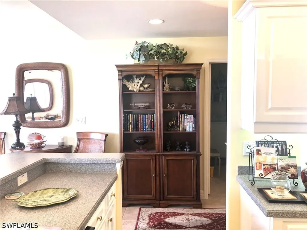 451 Bayfront Place Naples FL 34102
