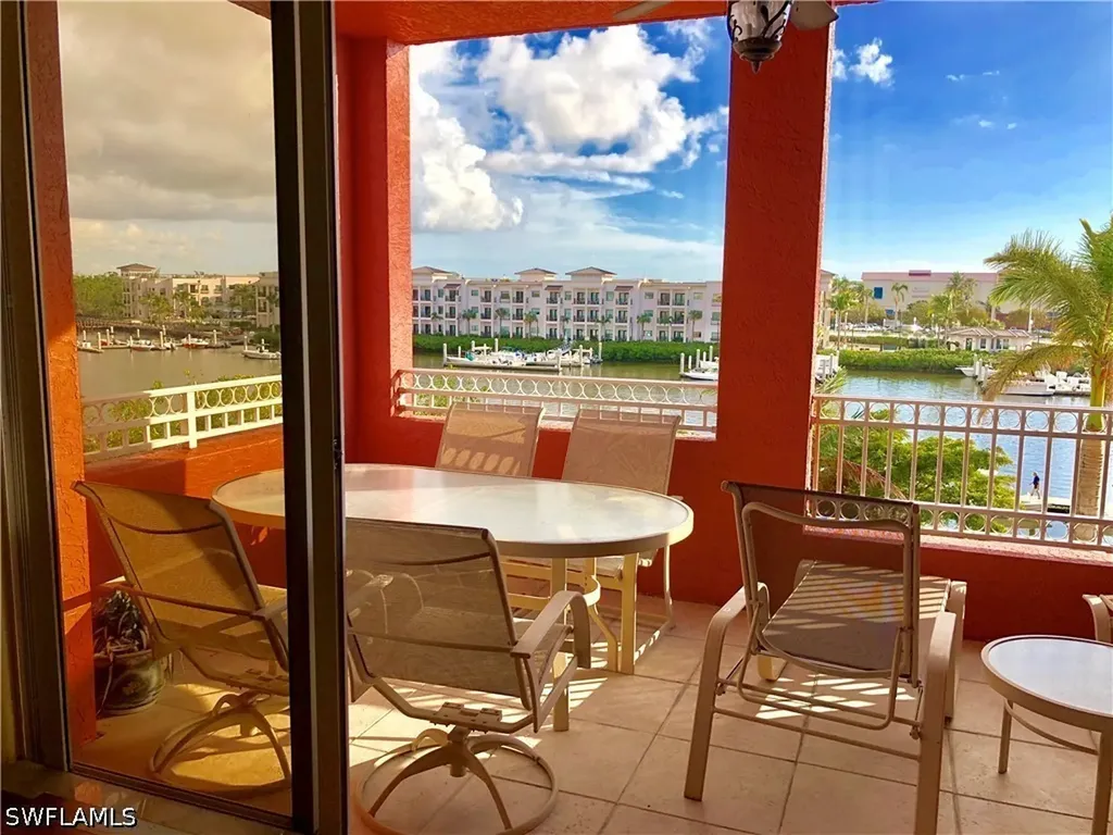 451 Bayfront Place Naples FL 34102
