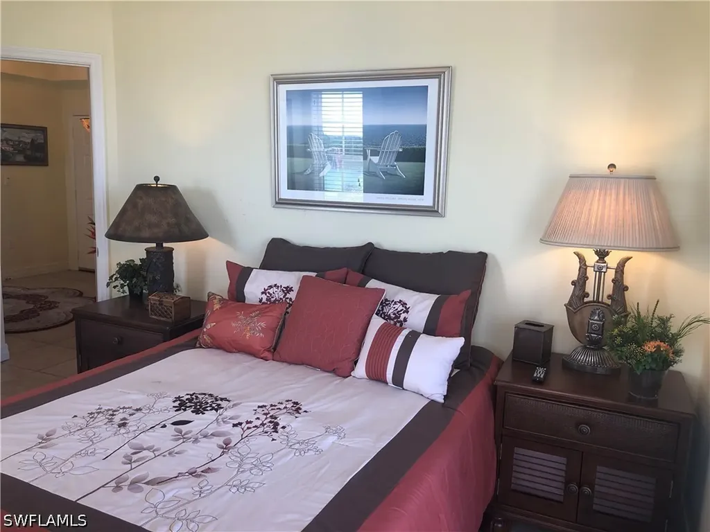 451 Bayfront Place Naples FL 34102