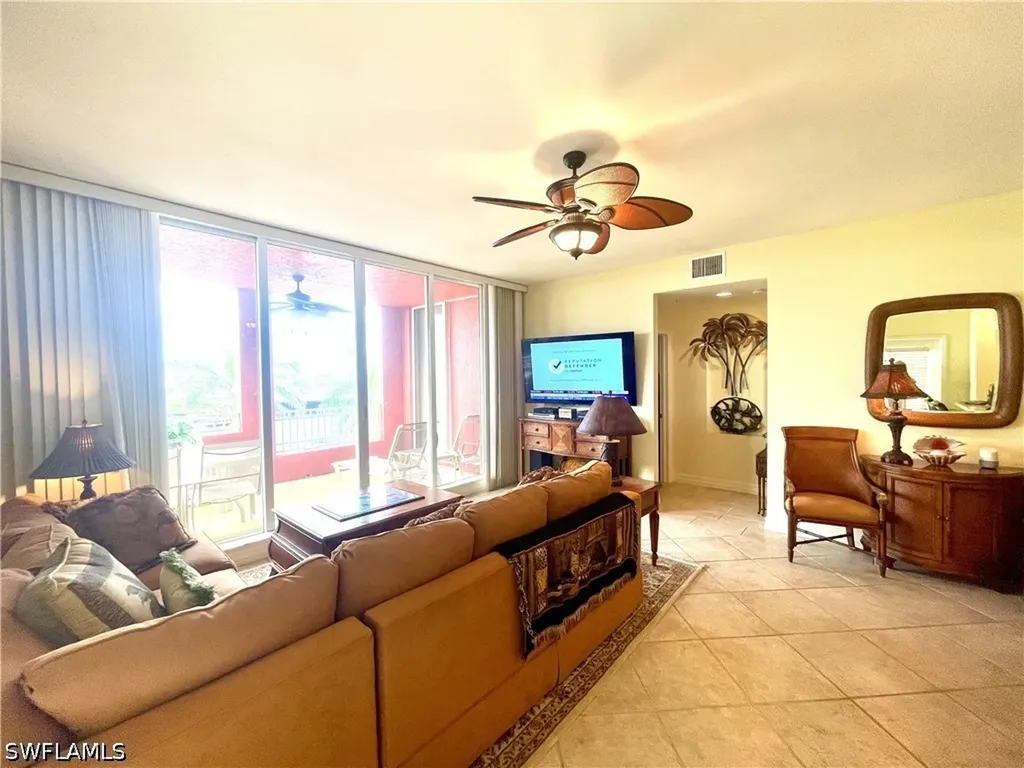 451 Bayfront Place Naples FL 34102