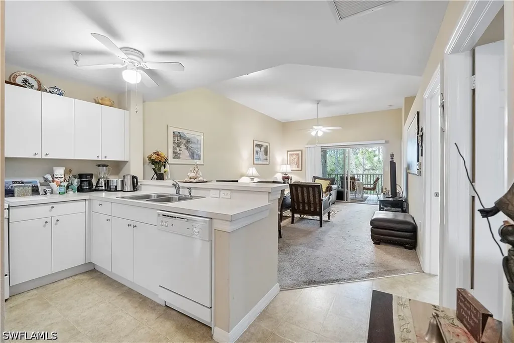 4500 Botanical Place Circle Naples FL 34112