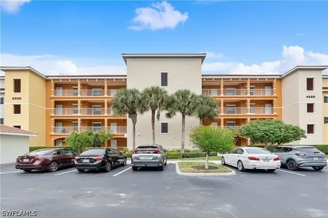 4500 Botanical Place Circle Naples FL 34112