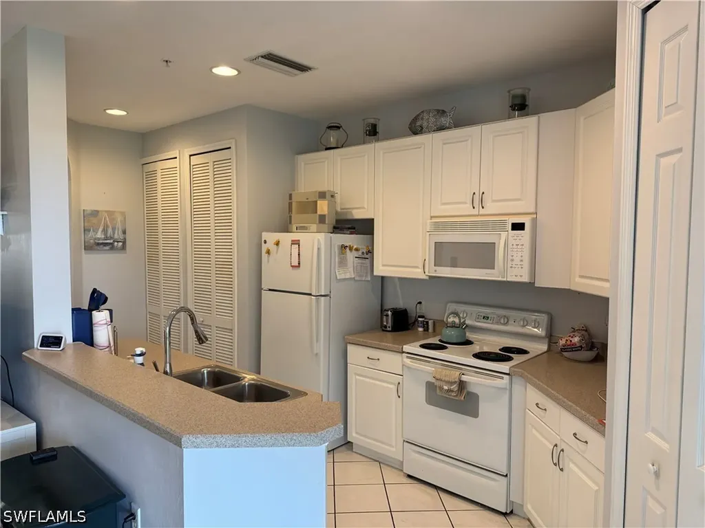 1420 Sweetwater Cove Naples FL 34110