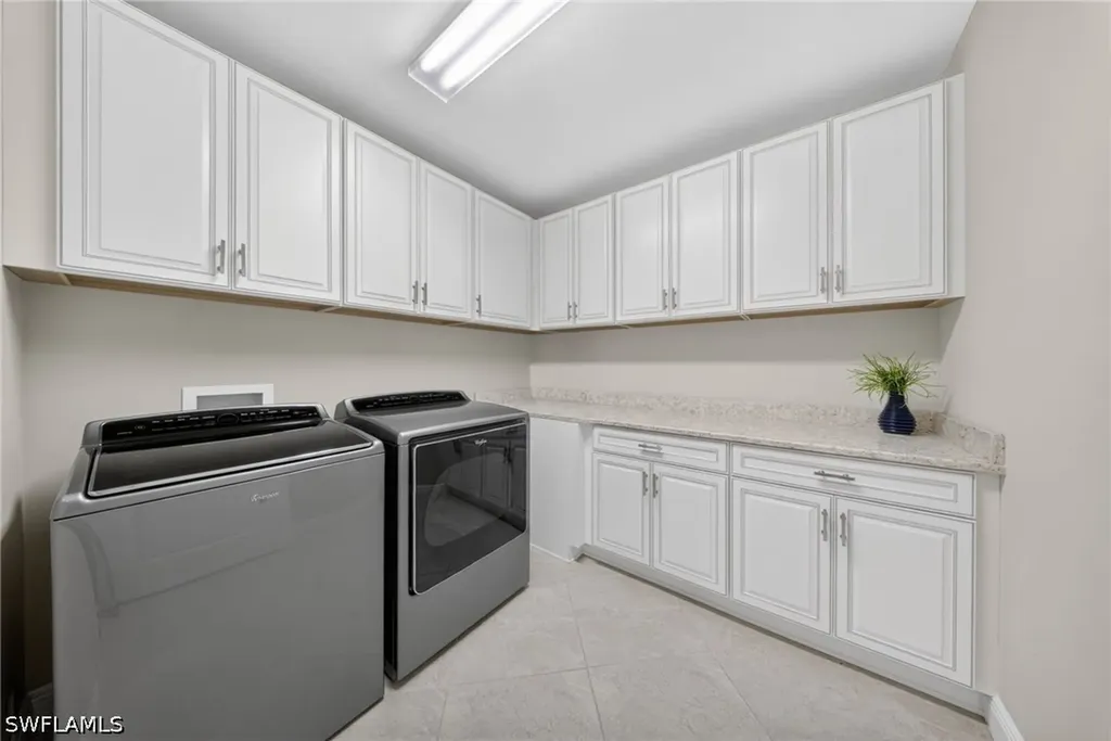 1590 Oceania Drive S Naples FL 34113